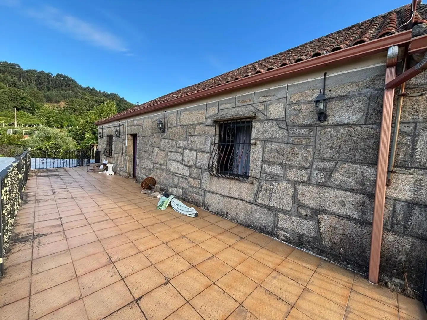 Vista exterior de Finca rústica en venta en Arbo con Calefacción