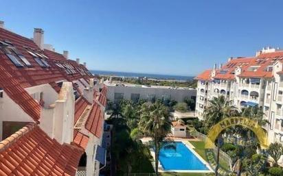 Außenansicht von Wohnungen zum verkauf in Marbella mit Klimaanlage und Terrasse