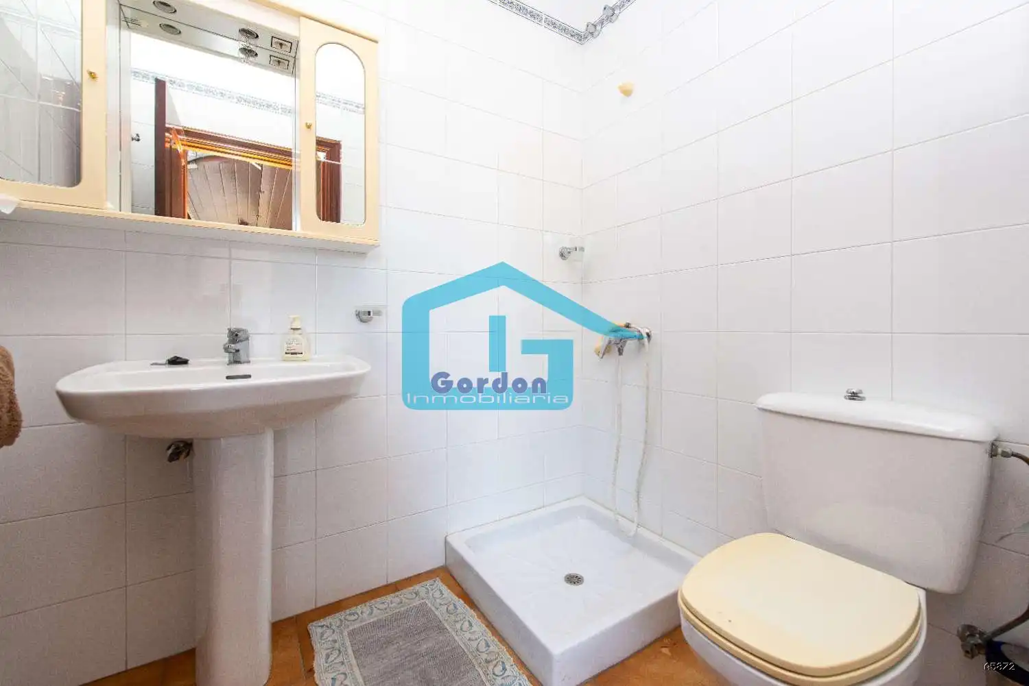 Bany de Casa o xalet en venda en Meaño amb Calefacció, Parquet i Terrassa