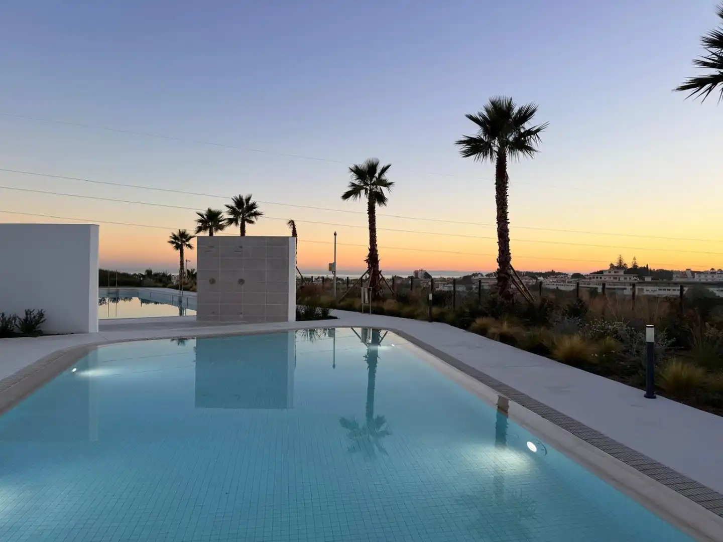 Swimming pool of Flat for sale in Estepona  with Air Conditioner, Heating and Terrace