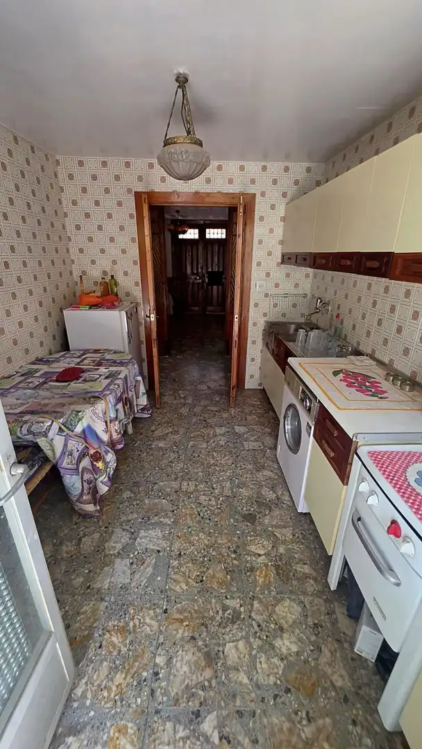 Cuina de Casa o xalet en venda en Cariñena amb Terrassa i Balcó