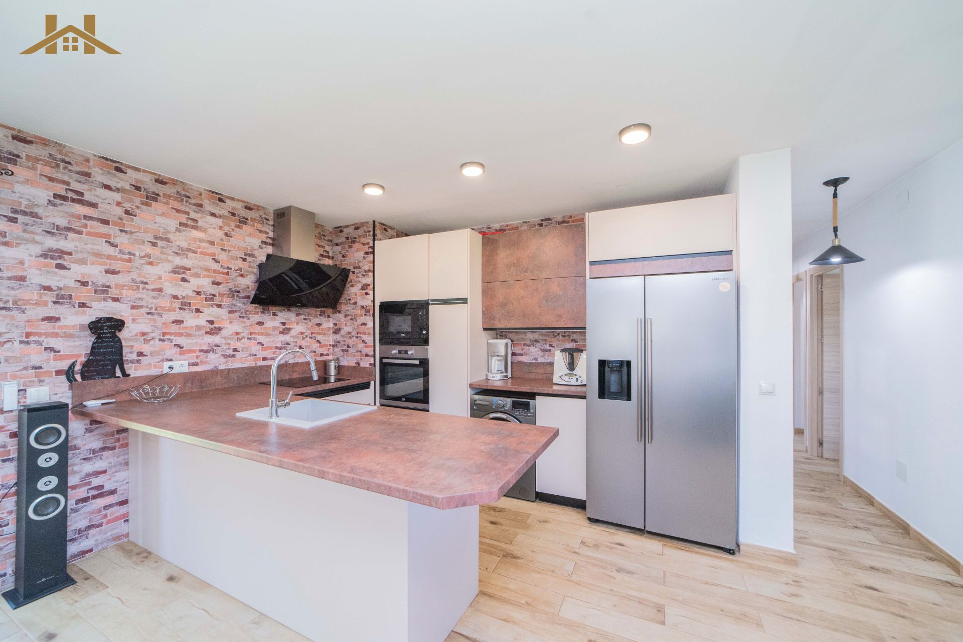 Kitchen of House or chalet for sale in Villa del Prado  with Air Conditioner, Private garden and Terrace