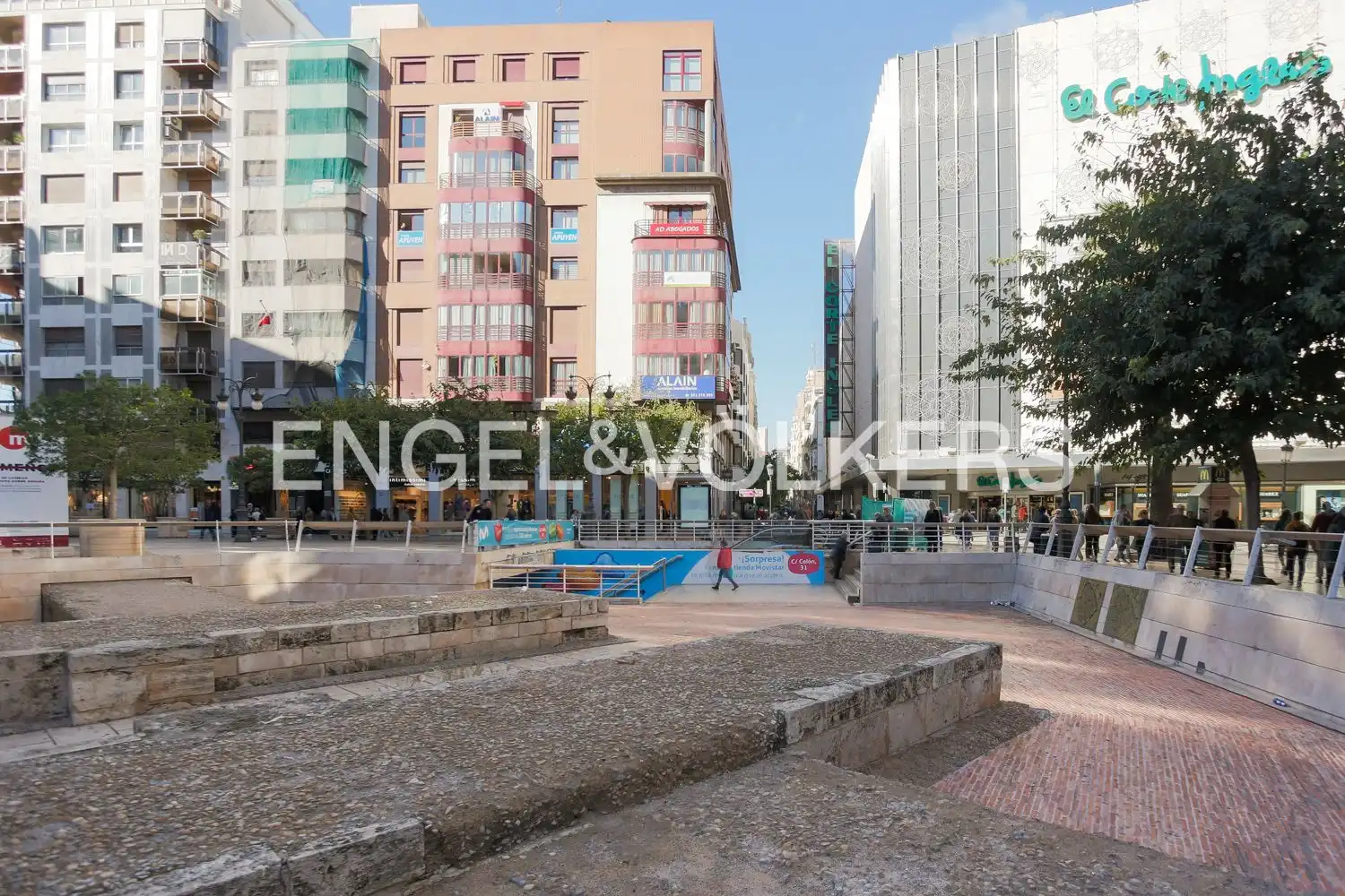 Exterior view of Flat for rent in Valencia  with Air Conditioner, Heating and Parquet flooring