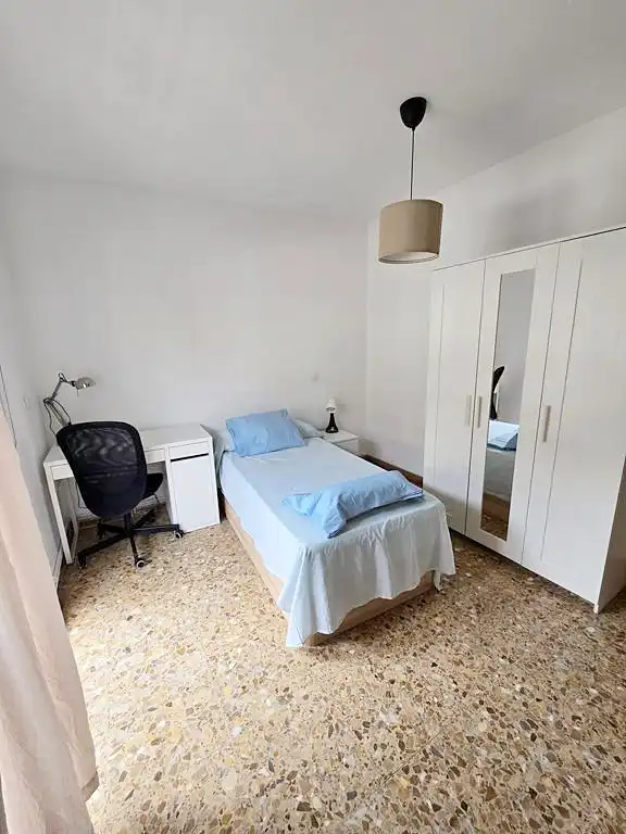 Dormitori de Pis per a compartir en Leganés amb Aire condicionat, Calefacció i Terrassa