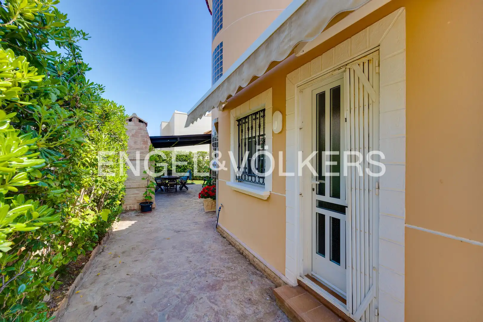 Vista exterior de Finca rústica en venta en Torrevieja con Aire acondicionado, Calefacción y Jardín privado