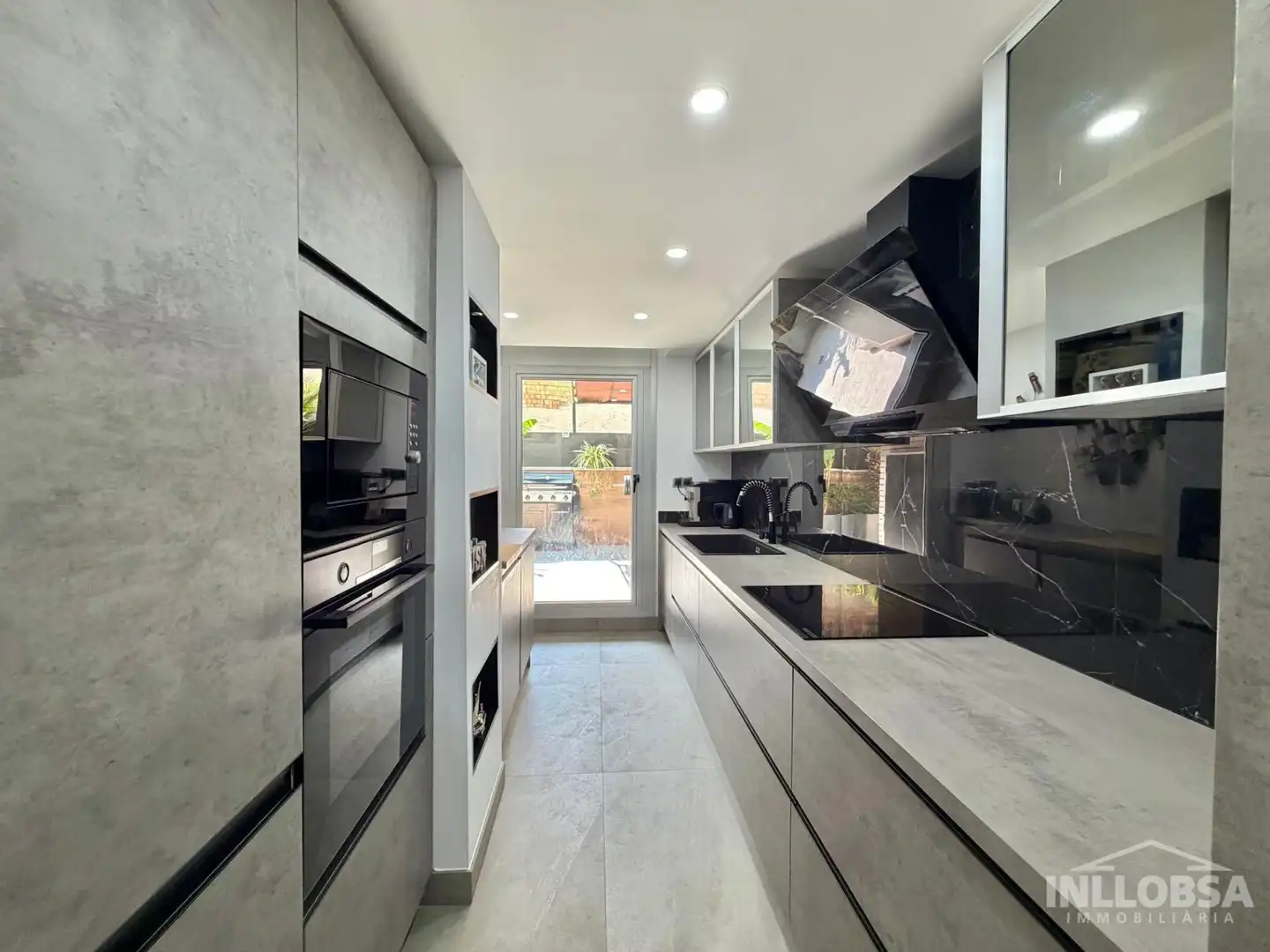 Cocina de Piso en venta en Manresa con Calefacción, Parquet y Terraza