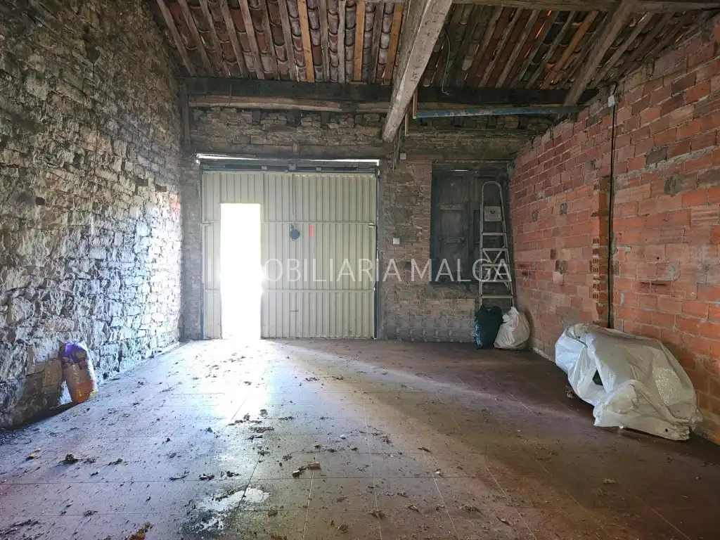 Commercial properties for sale in Colunga