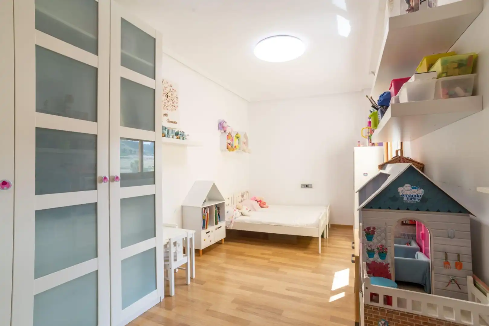 Bedroom of Flat for sale in Murcia  with Air Conditioner, Furnished and Balcony