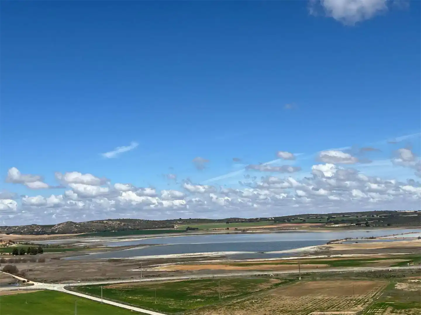 Terreno en venta en Pétrola
