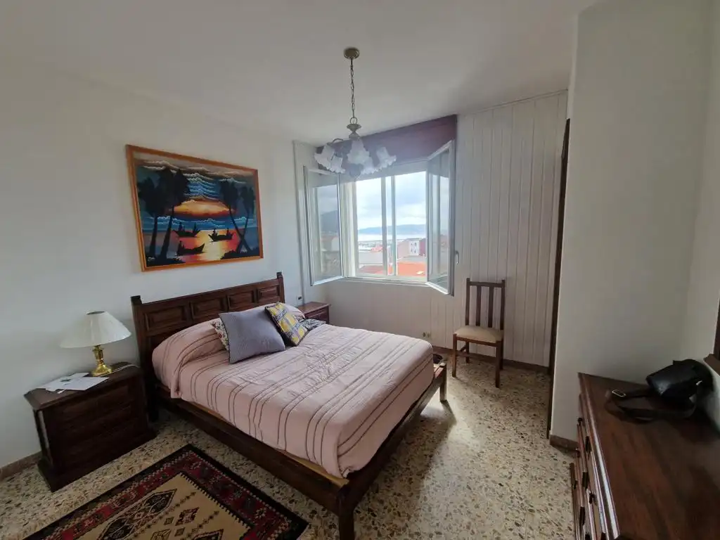 Habitación de Piso en venta en Boiro con Parquet, Trastero y Amueblado