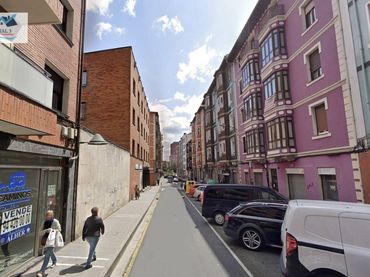 Flat for sale in Avenida de Agirre Lehendakaria