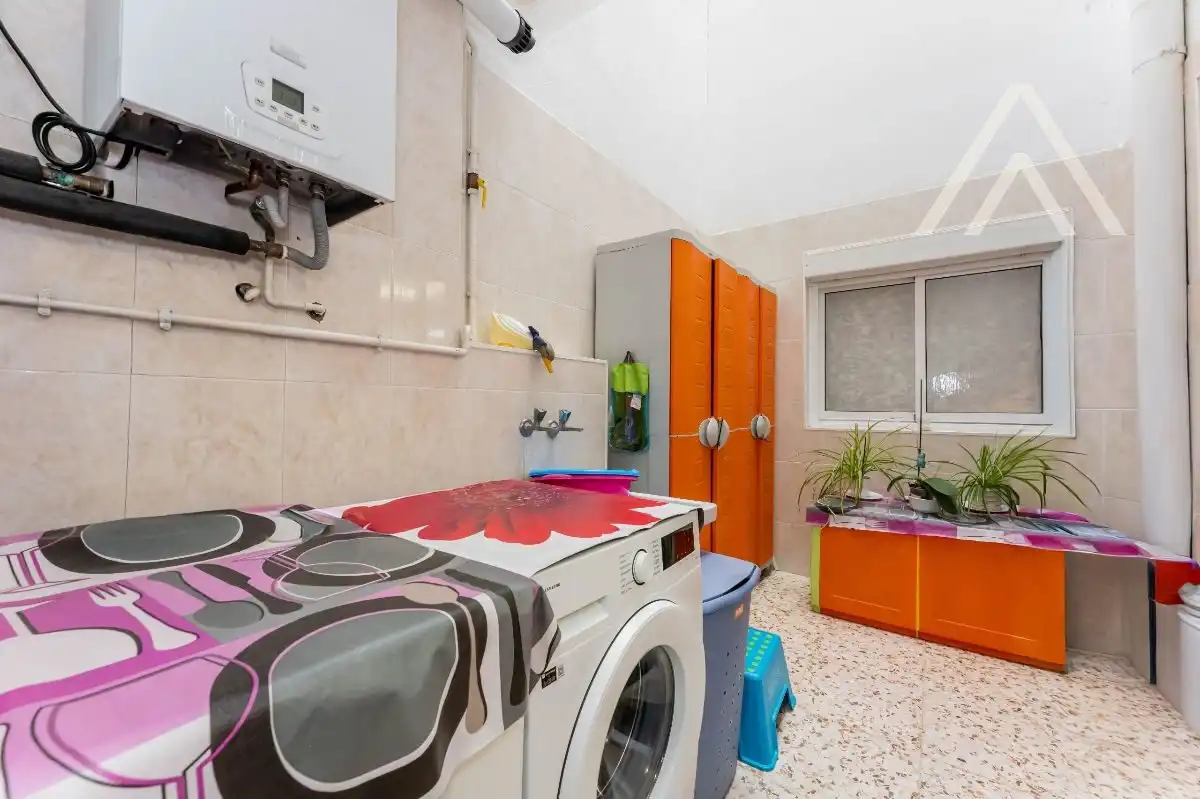 Cuina de Pis en venda en Viladecans amb Aire condicionat, Calefacció i Balcó