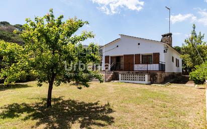 Exterior view of House or chalet for sale in Argentona  with Private garden