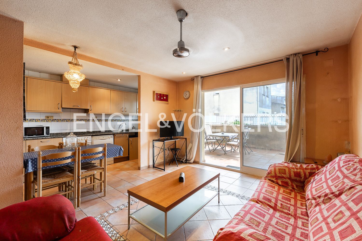 Sala d'estar de Apartament en venda en Vinaròs amb Calefacció, Jardí privat i Terrassa