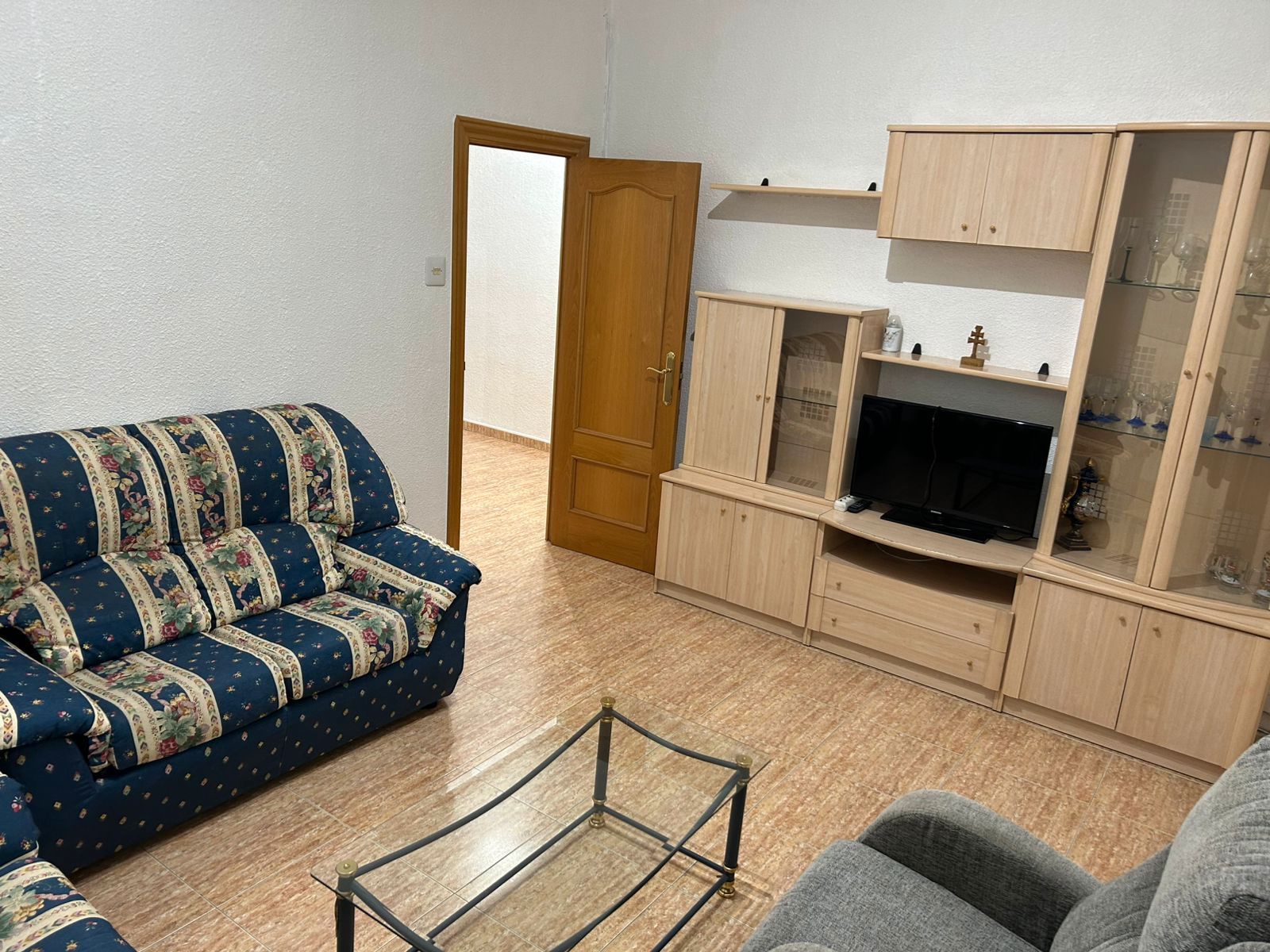 Sala de estar de Piso en venta en Elda con Aire acondicionado, Terraza y Amueblado