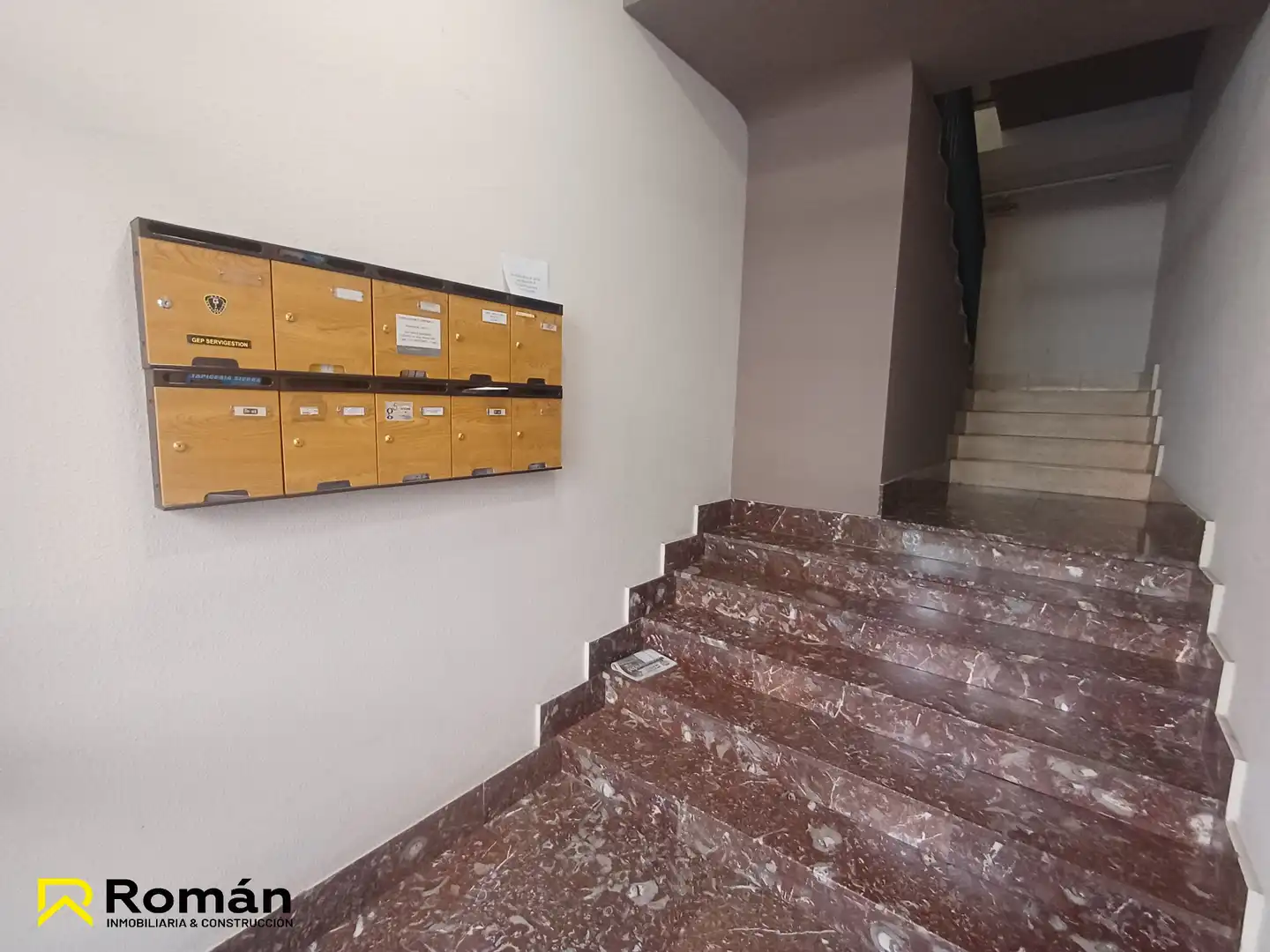 Office for rent in  Pamplona / Iruña  with Heating and Furnished