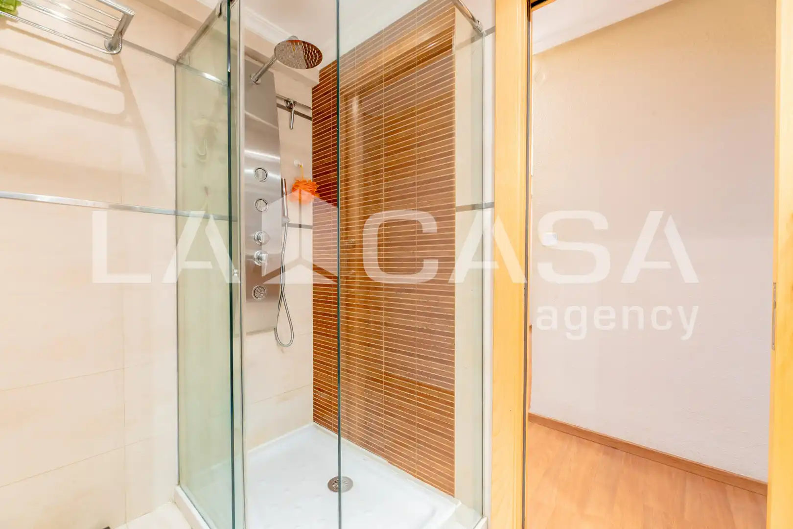 Piso con terraza en venta en Carrer del Poeta Mas i Ros, imagen 25