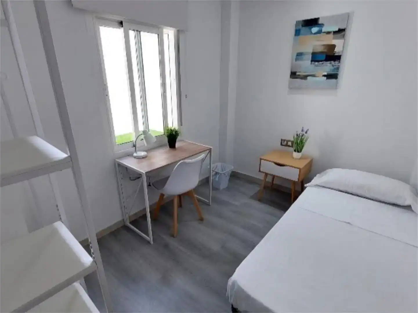 Bedroom of Flat for share in Elda  with Air Conditioner, Parquet flooring and Furnished