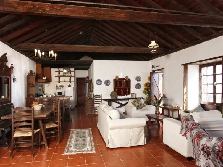 Sala d'estar de Casa o xalet en venda en Icod de los Vinos amb Jardí privat i Terrassa