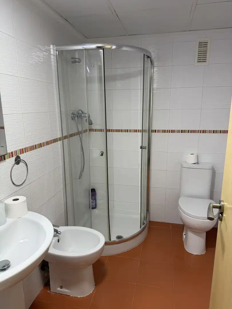 Bany de Pis en venda en Torrent amb Aire condicionat, Calefacció i Jardí privat