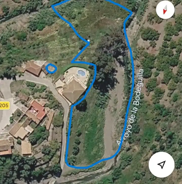 Terreno residencial en venta en Calle Granada 38