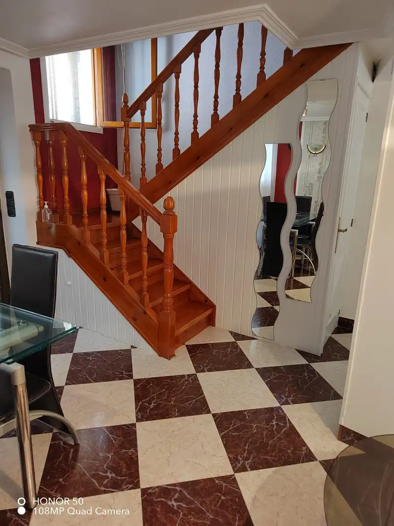 Casa adosada en venda en Cardeñajimeno amb Calefacció, Parquet i Traster