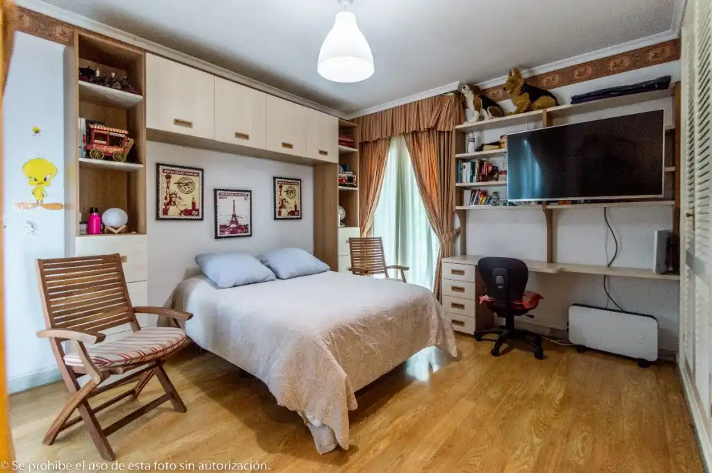 Dormitori de Dúplex en venda en Torremolinos amb Aire condicionat, Terrassa i Moblat