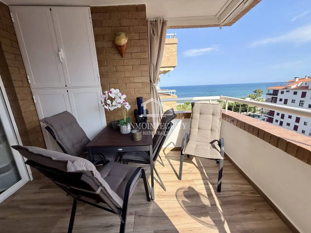 Balcony of Apartments for sale in Oropesa del Mar / Orpesa  with Air Conditioner, Terrace and Furnished