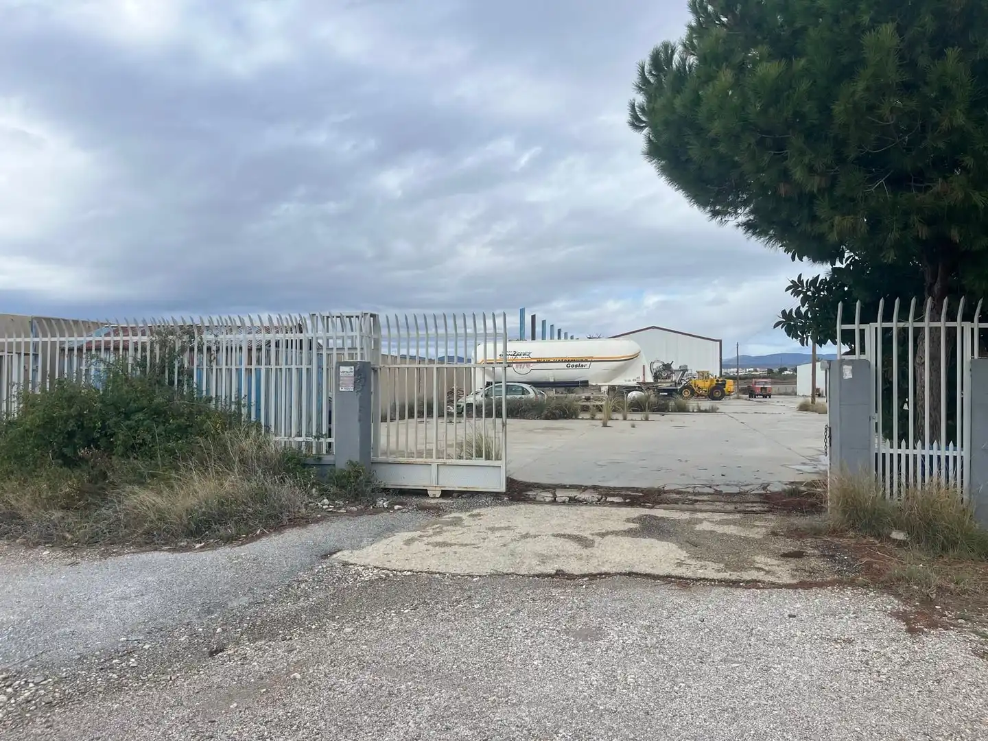 Parking of Industrial buildings for rent in Arboleas