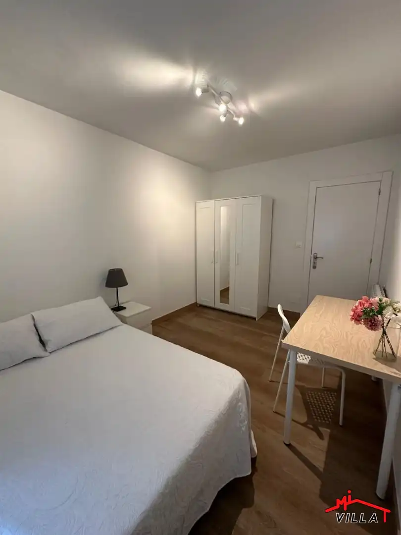 Schlafzimmer von Wohnung zum Verkauf in Laredo mit Heizung und Parkett