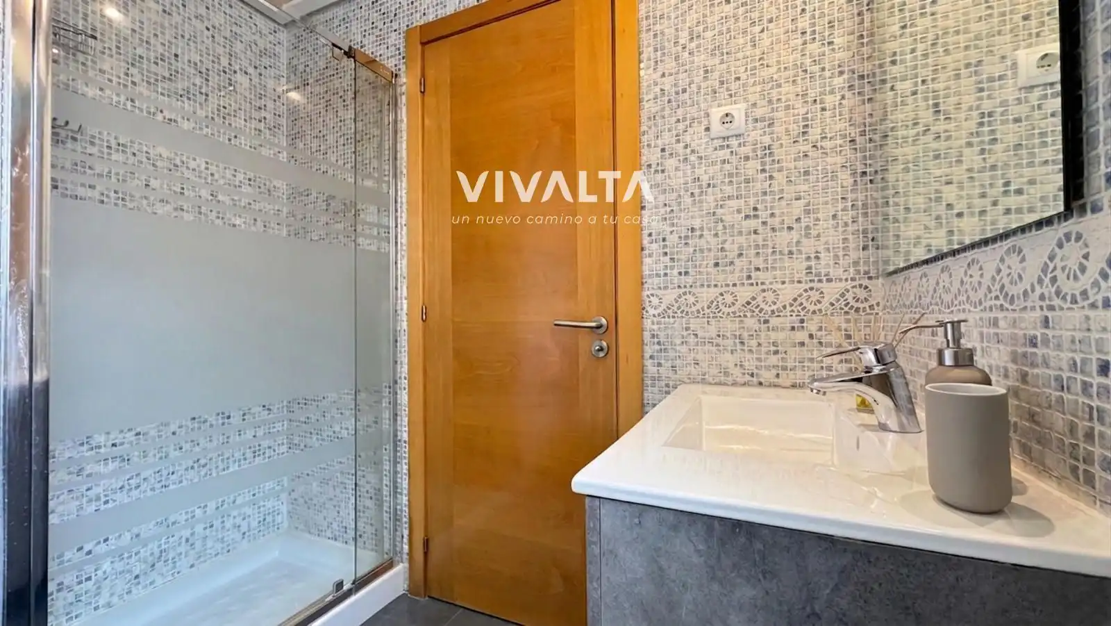 Baño de Piso en venta en Madrid con Aire acondicionado, Calefacción y Trastero