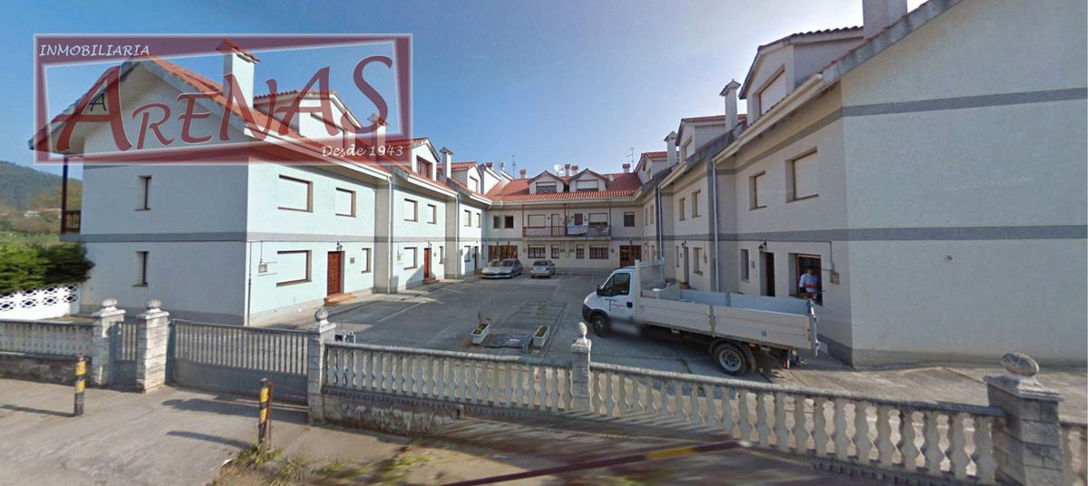 Vista exterior de Pis en venda en Rasines amb Calefacció, Jardí privat i Moblat