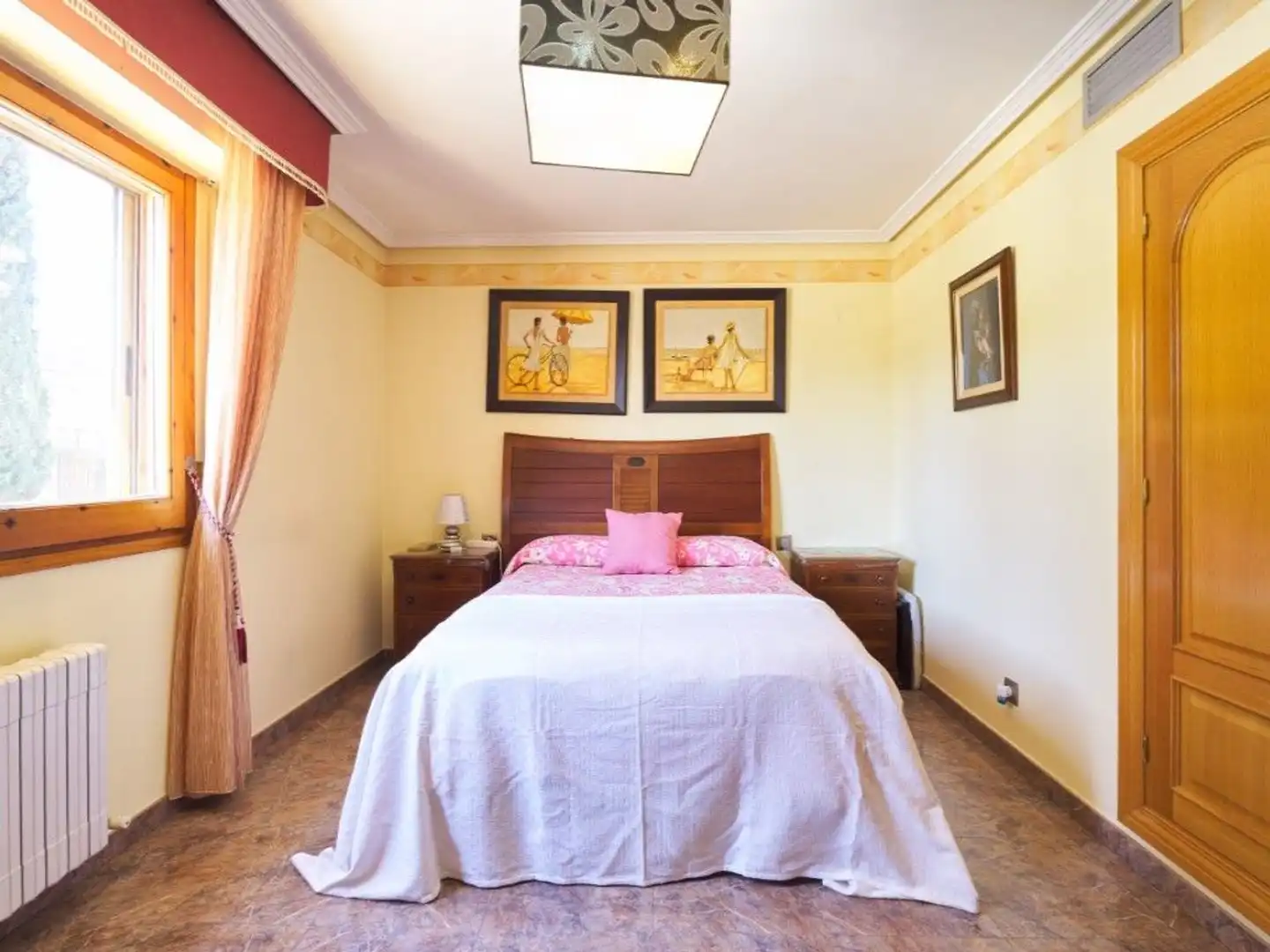 Dormitori de Casa o xalet en venda en Zaragoza amb Aire condicionat, Calefacció i Jardí privat