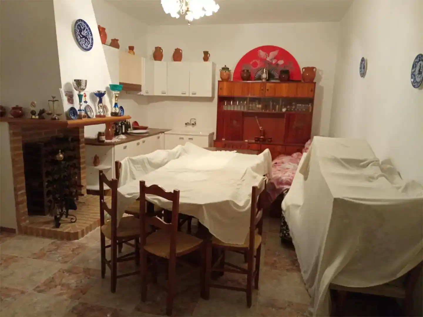 Cuina de Casa o xalet en venda en Almagro amb Piscina