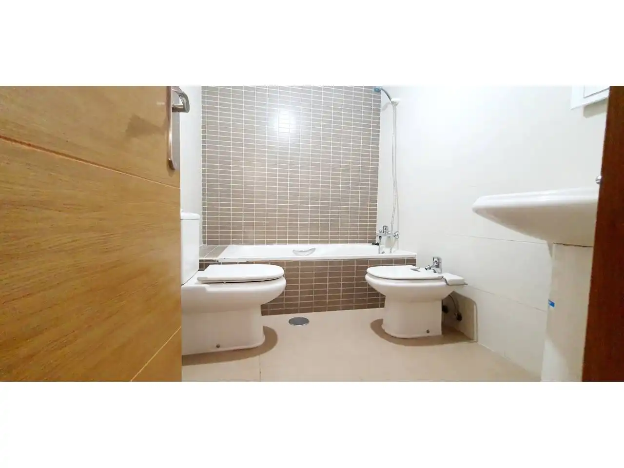 Bathroom of Flat for sale in El Ejido  with Terrace, Balcony and Alarm