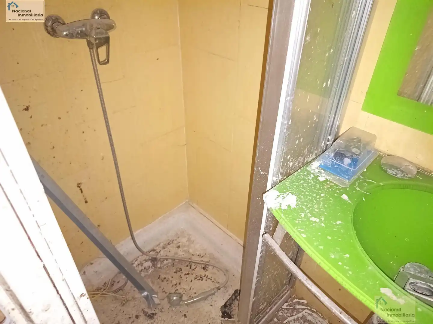 Badezimmer von Geschaftsraum zum Verkauf in El Espinar