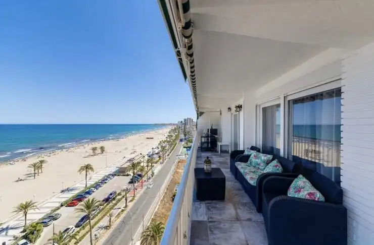 Wohnung zur Miete in Avenida de Niza, Playa de San Juan