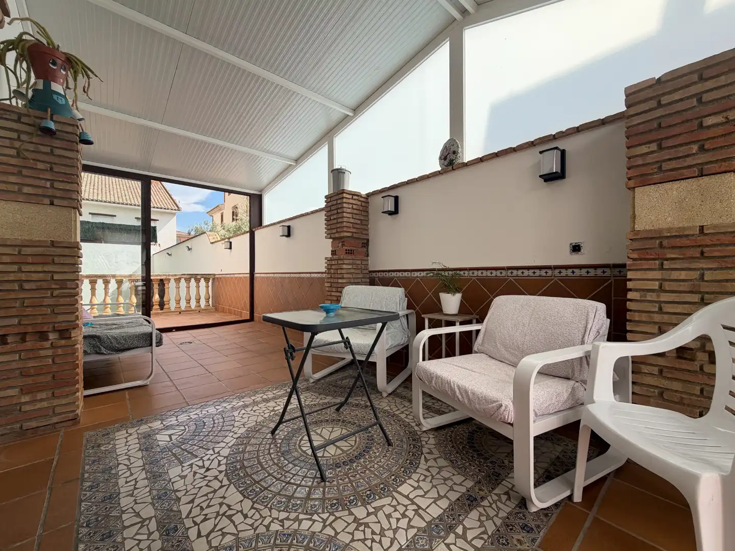 Terraza de Casa o chalet en venta en Gójar con Aire acondicionado, Calefacción y Jardín privado