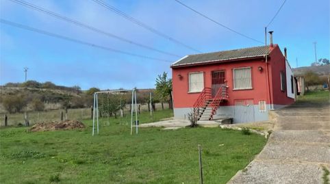 Foto 5 de Casa o xalet en venda a Benavides, León