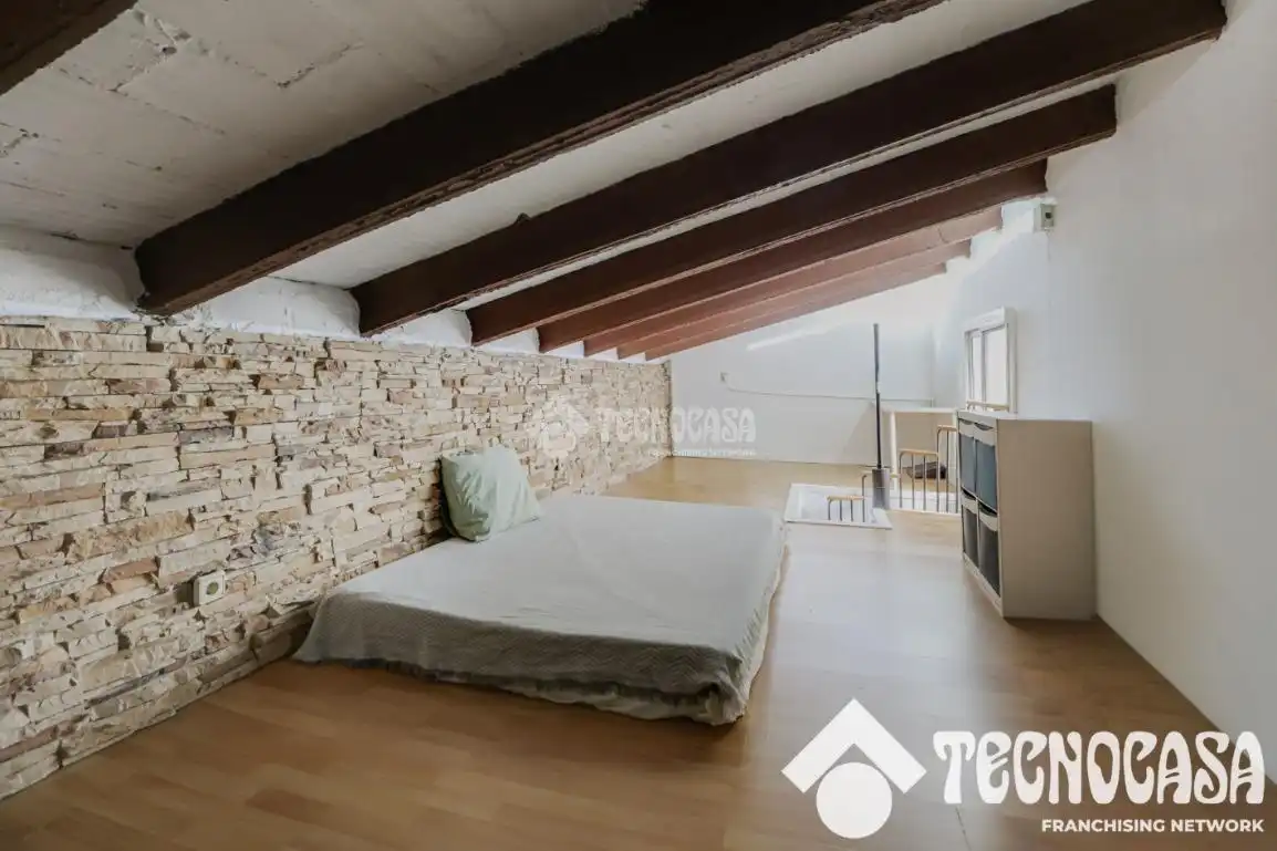 Dormitori de Pis en venda en Badalona amb Aire condicionat, Calefacció i Parquet