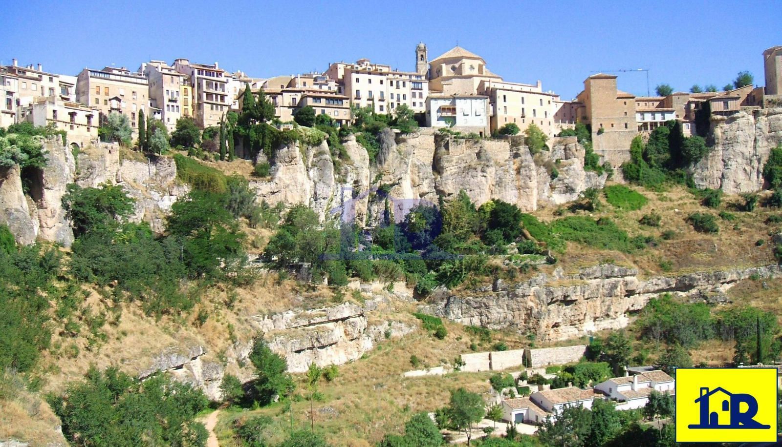 Vista exterior de Dúplex en venda en Cuenca Capital amb Calefacció