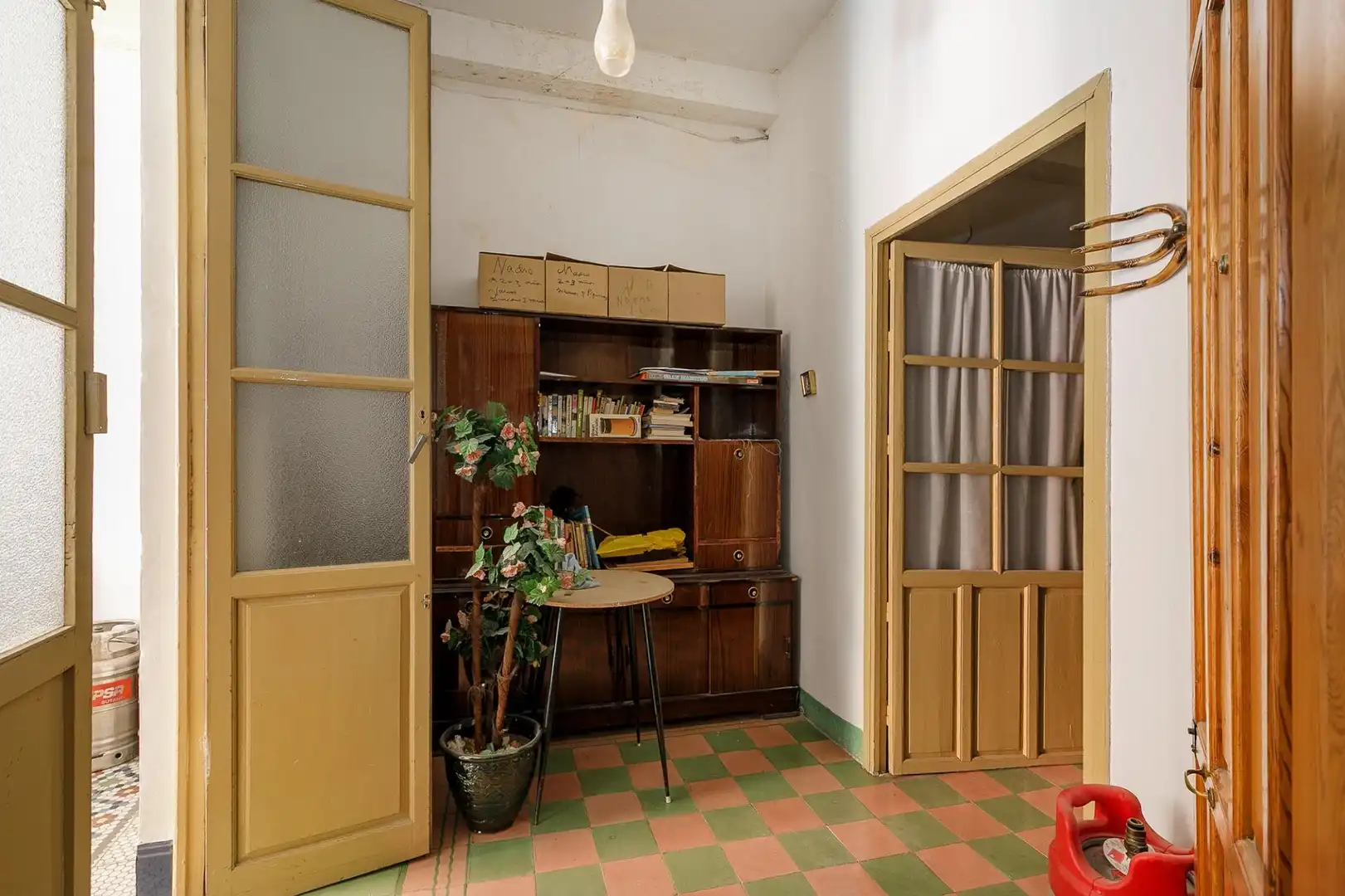 Edificio en venta en Baza