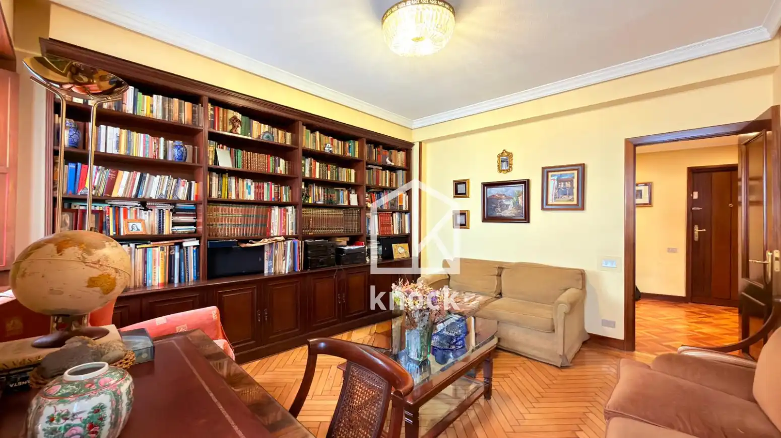 Living room of Flat for sale in Oviedo   with Heating and Parquet flooring