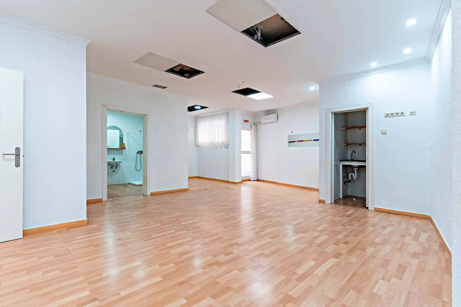 Gewerbefläche zum Verkauf in Calle de Berenguel, imagen 17