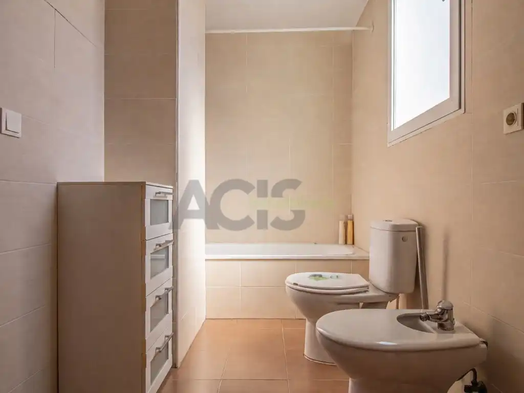Bany de Àtic en venda en L'Alcúdia amb Terrassa, Piscina i Balcó
