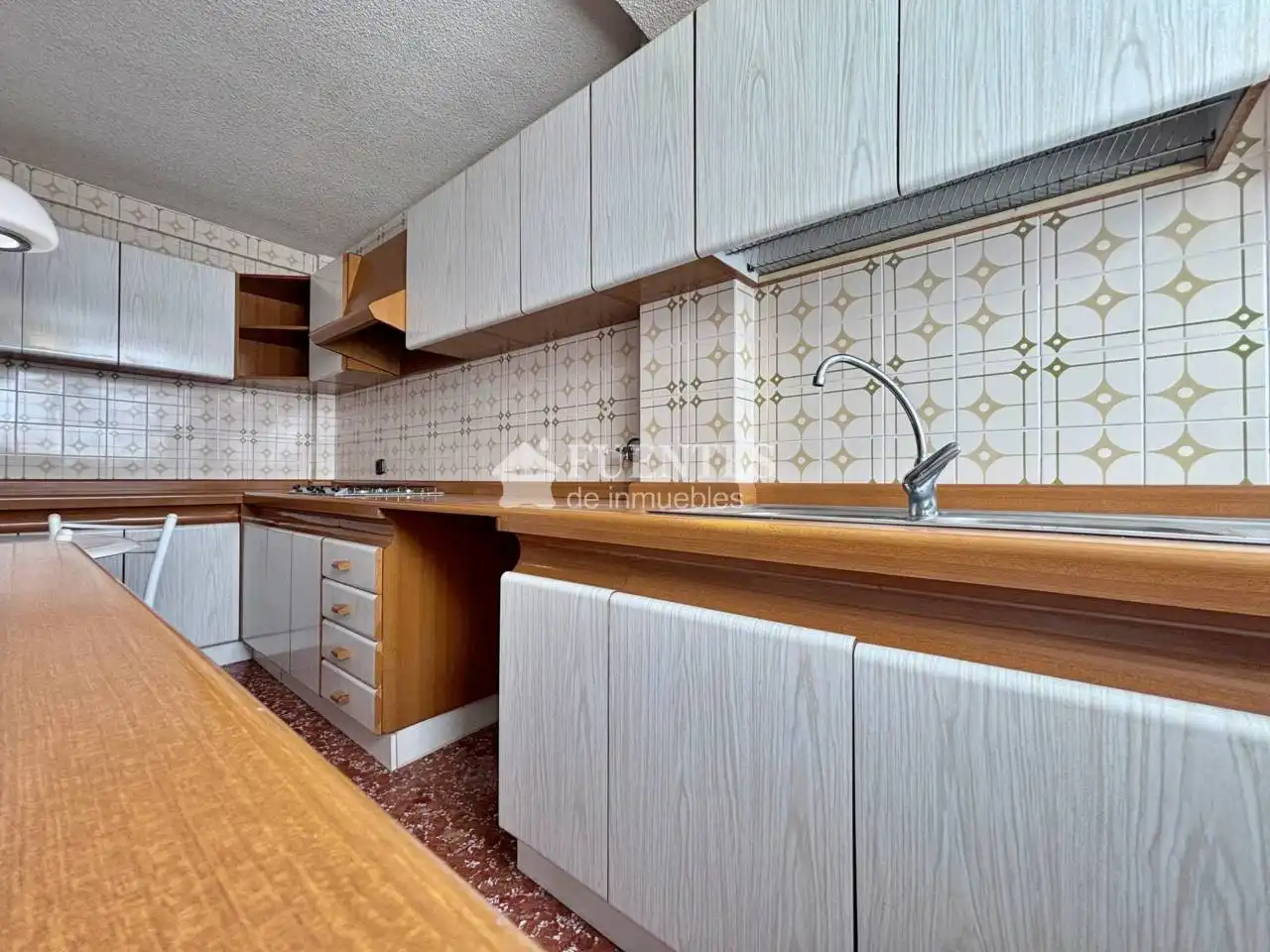Cocina de Piso en venta en Alicante / Alacant con Terraza y Amueblado