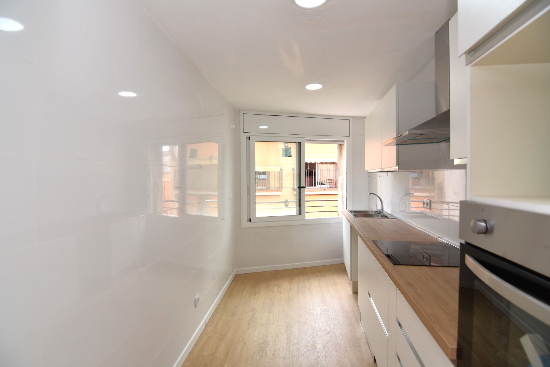 Kitchen of Attic for sale in Tordera  with Parquet flooring, Terrace and Storage room