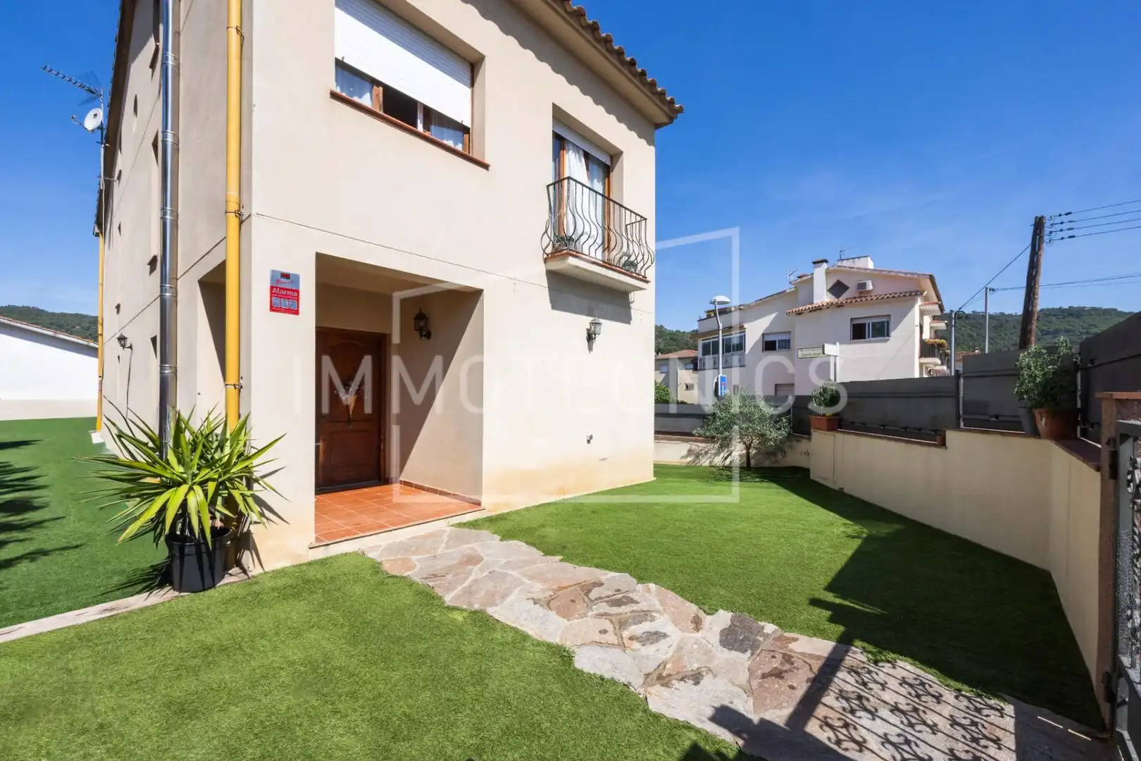 Exterior view of Houses for sale in Dosrius  with Air Conditioner, Heating and Private garden