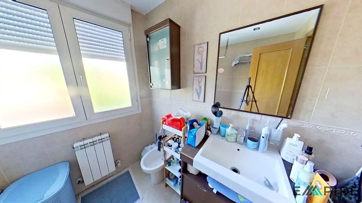 Bathroom of Detached homes for sale in Valdemoro  with Air Conditioner, Heating and Furnished