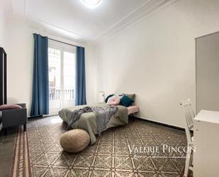 Bedroom of Flat for sale in  Barcelona Capital  with Heating and Balcony